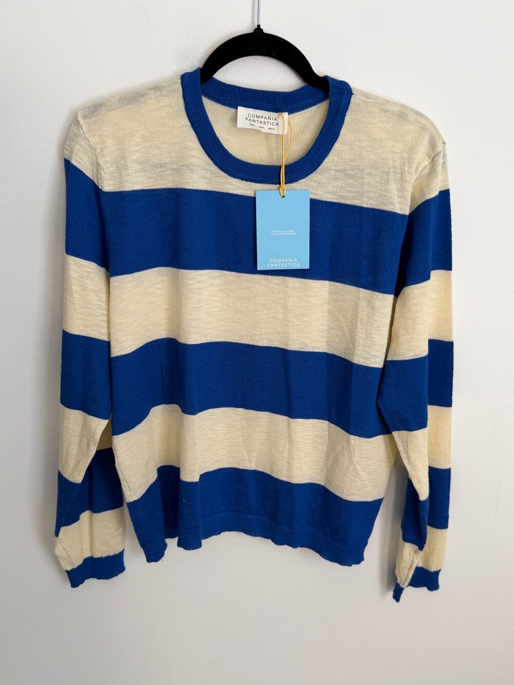 Compañía Fantástica Striped Light weight sweater NWT size large